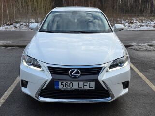 Lexus CT 200h 1.8 73kW