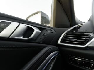 BMW X6 xDrive30d 3.0 210kW