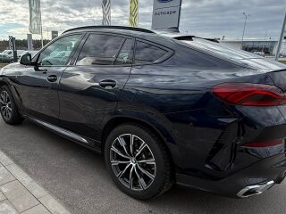 BMW X6 X6 XDRIVE 40D 250 kv 3.0 250кВ