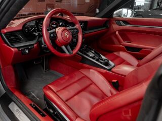 Porsche 911 992 Carrera 4 3.0 283kW