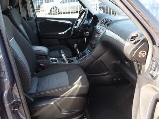 Ford Galaxy 2.0 R4 103кВ