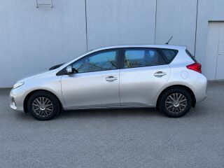 Toyota Auris 1.6 97kW