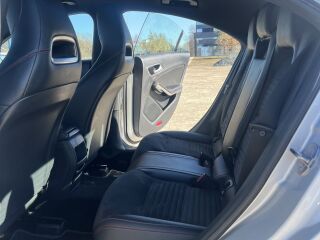 Mercedes-Benz CLA 180 1.6 90kW