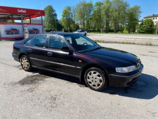 Honda Accord 1.9 85kW