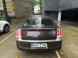 Lancia Thema 3.0 140kW