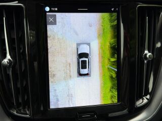 Volvo XC60 AWD Momentum Pro Mild-Hybrid KERS 2.0 B4 145кВ