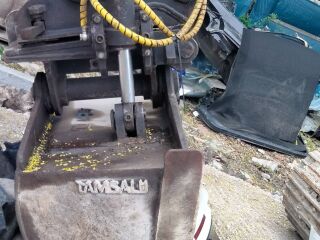 New Holland E215 129kW