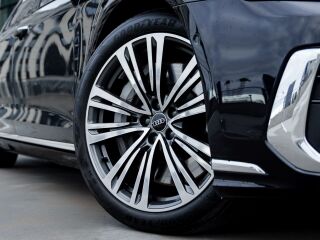 Audi A8 60 e-tron Quattro 3.0 V6 250 kW/60 kW TFSI OVC-HEV 250kW