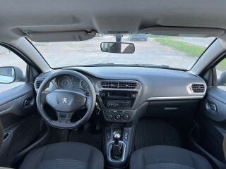 Peugeot 301 1.2 R3 53kW