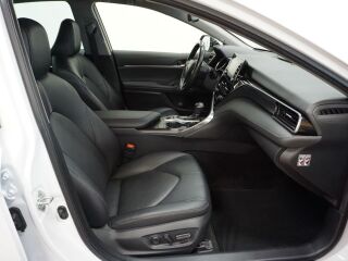 Toyota Camry Luxury Business 2.5 131kW