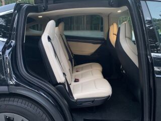 Tesla Model X 75D AWD Dual Motor 245kW