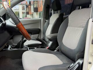 Mitsubishi L200 4x4 2.5 100kW