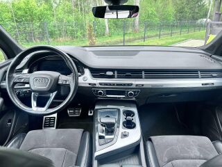 Audi Q7 TDI quattro S-line 3.0 200kW