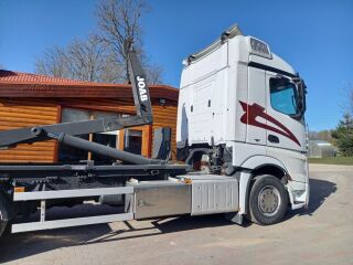 Mercedes-Benz Actros 330kW