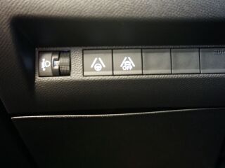 Peugeot 208 Allure Pack Electric 100kW