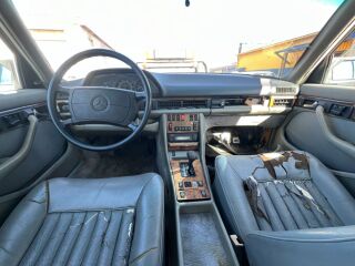 Mercedes-Benz S 560 SEL 5.6 V8