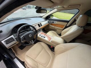 Jaguar XF 2.2 140kW