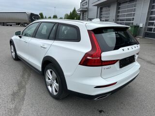 Volvo V60 Cross Country AWD B4 2.0 145kW