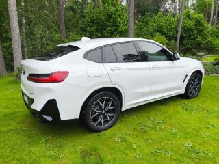 BMW X4 2.0 R4 140kW