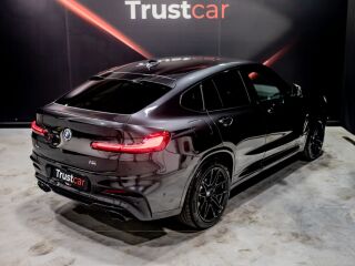 BMW X4 M-Paket 3.0 240kW