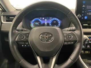 Toyota RAV4 Luxury 2.5 Hybrid 131кВ