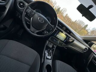 Toyota Corolla Facelift 1.6 97kW