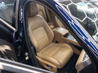 Jaguar F-Pace SE 250PS AWD 2.0 184kW