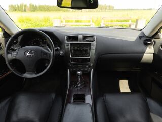 Lexus IS 250 AWD 2.5 153kW