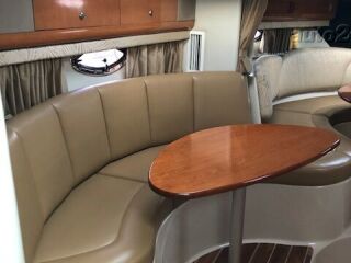 Chaparral Signature 330