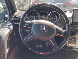 Mercedes-Benz G 63 AMG W463 5.5 V8 biturbo 400kW