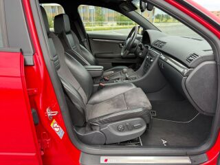 Audi A4 DTM Edition 2.0 162kW