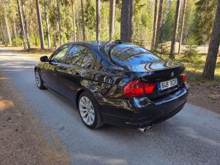 BMW 330 3.0 R6 180kW