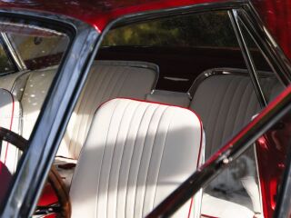 Ford Thunderbird 6.4 V8 224kW