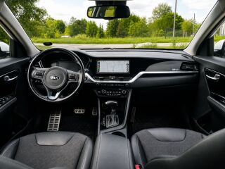 Kia Niro Facelift Premium HYBRID 1.6 77кВ