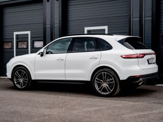 Porsche Cayenne 3.0 V6 250кВ