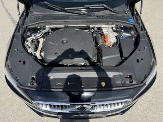 Volvo V90 INSCRIPTION AWD RECHARGE HARMAN/KARDO FACELIFT 2.0 R4 T6 Twin-Engine PLUG-IN-HYBRID 257 186kW