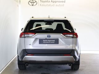 Toyota RAV4 Luxury Limited 131kW