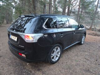 Mitsubishi Outlander 2.0 7 kohta 110kW