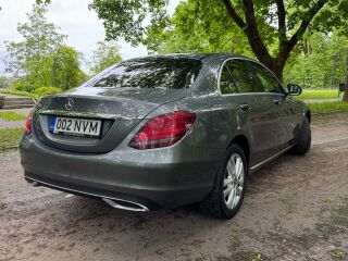 Mercedes-Benz C 220 2.0 143kW
