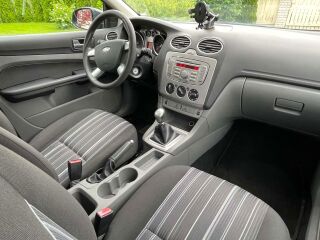 Ford Focus 1.6 74кВ