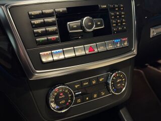Mercedes-Benz GL 550 AMG 4Matic Designo 4.7 V8 320kW