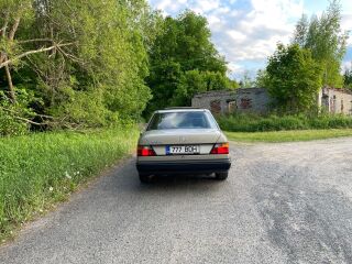 Mercedes-Benz E 200 2.0 87kW