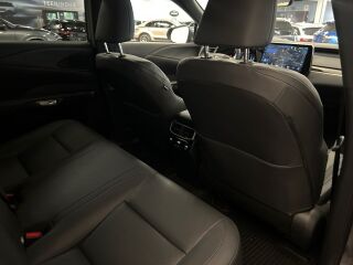 Lexus RX 350h Comfort AWD 2.5 140кВ