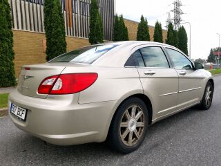 Chrysler Sebring Limited 2.7 137kW