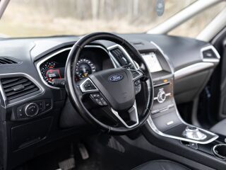 Ford Galaxy Facelift Family Edition 2.0 140kW