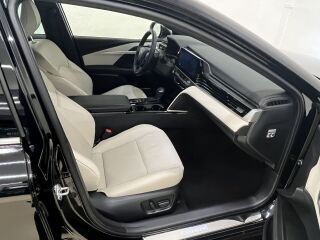 Toyota Camry Executive 137kW