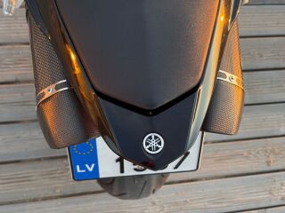 Yamaha YZF - R 1