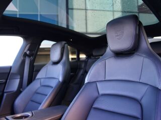 Porsche Taycan 300кВ