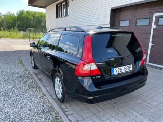 Volvo V70 Kinetic 2.0 157kW