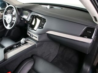 Volvo XC90 AWD ULTIMATE BRIGHT 7 LUXURY XENIUM FULL 2.0 B5 KERS Mild Hybrid 183kW